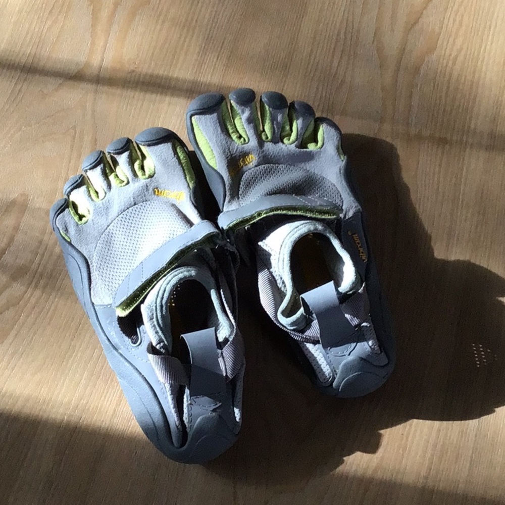Natural shoes